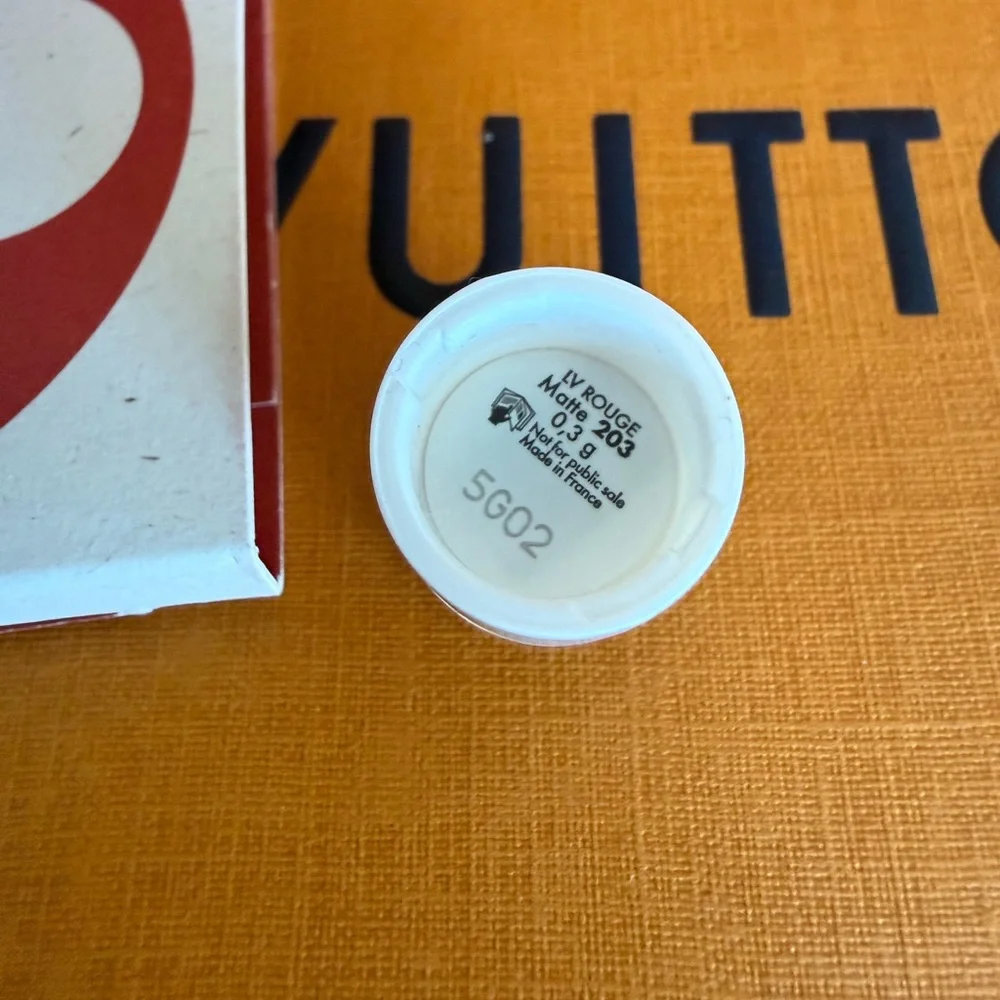 💋NEW💋Louis Vuitton Matte Lip Sample 203 Rose Odyssee